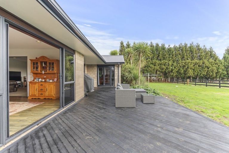 Photo of property in 334 Henwood Road, Hillsborough, New Plymouth, 4372