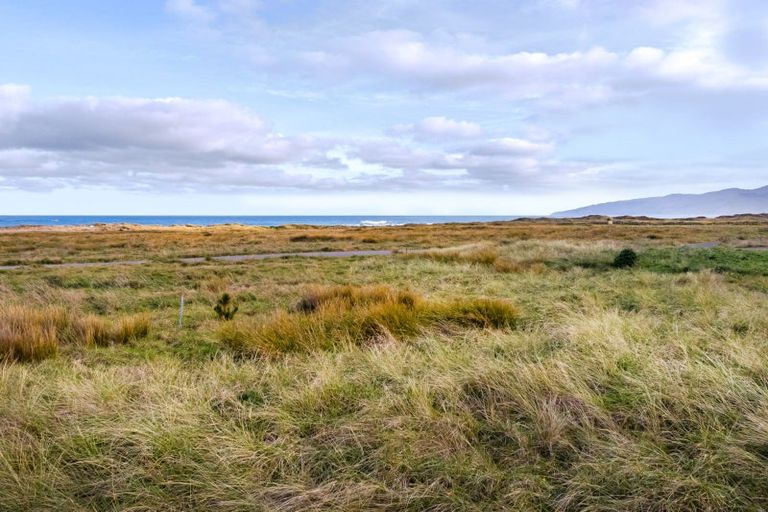 Photo of property in 12 Reefview Way, Flat Point, 5883