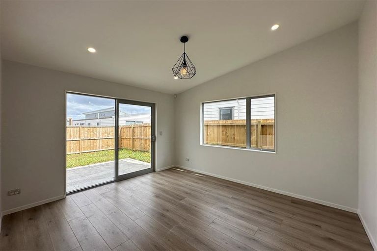 Photo of property in 5 Hoia Street, Papakura, 2110
