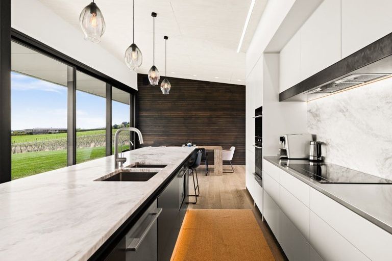 Photo of property in 25 Side Road, Haumoana, 4180