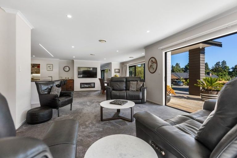 Photo of property in 7 Pike Place, Ferndale, New Plymouth, 4310