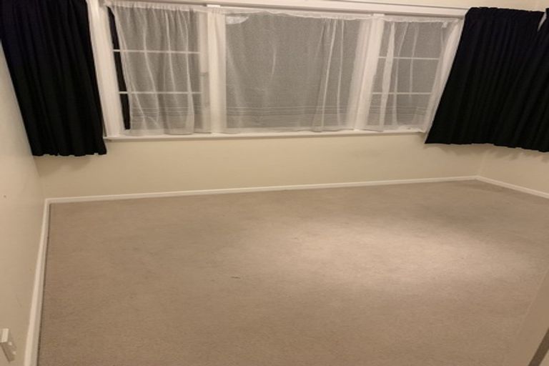Photo of property in 46 The Drive, Tawa, Wellington, 5028