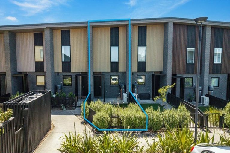 Photo of property in 14 Arvo Lane, Hobsonville, Auckland, 0616