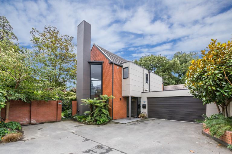 Photo of property in 10 Haineswood Lane, Sockburn, Christchurch, 8042