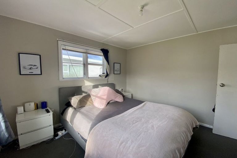 Photo of property in 251 Naenae Road, Naenae, Lower Hutt, 5011