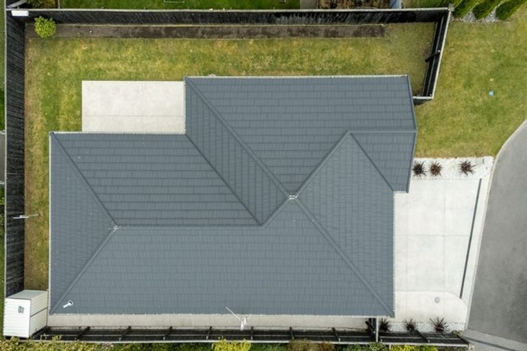 Photo of property in 28 Hartford Crescent, Rolleston, 7615