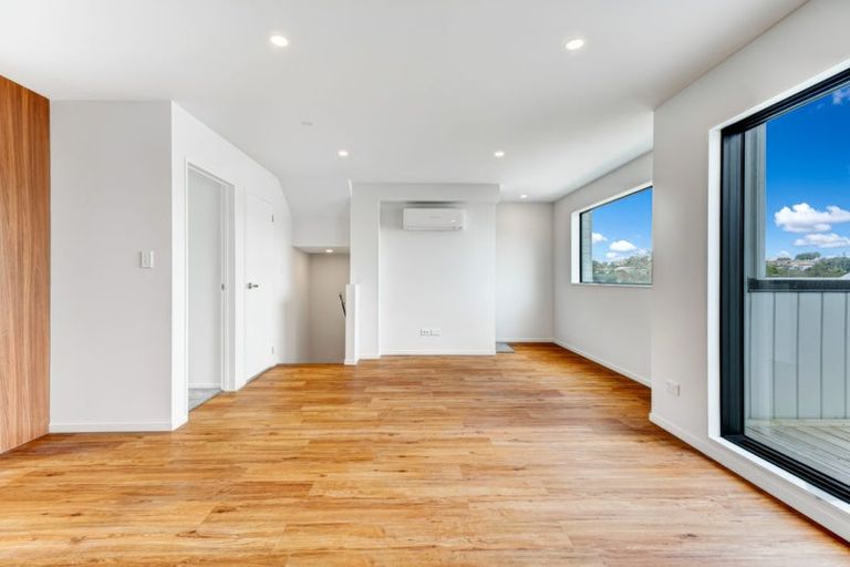 Photo of property in 2/63 Gardner Avenue, New Lynn, Auckland, 0600