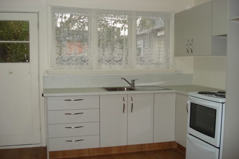 Photo of property in 2/17 Parlane Street, Addington, Christchurch, 8024