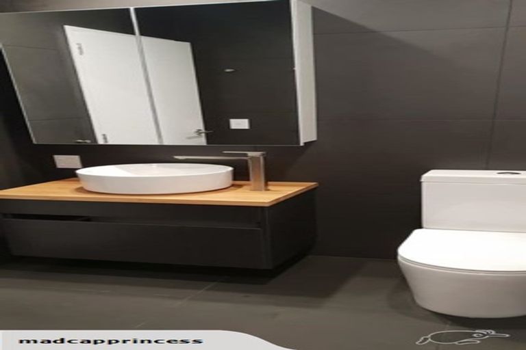 Photo of property in 10/165 Hobsonville Point Road, Hobsonville, Auckland, 0616