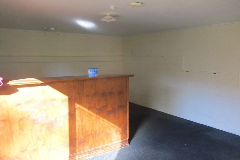 Photo of property in 76 Helena Street, Massey, Auckland, 0614