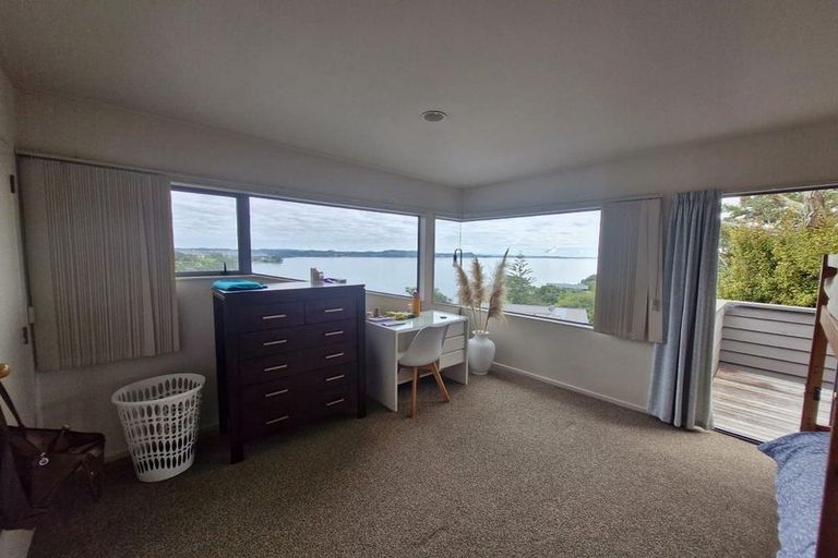 Photo of property in 42b Duncansby Road, Stanmore Bay, Whangaparaoa, 0932