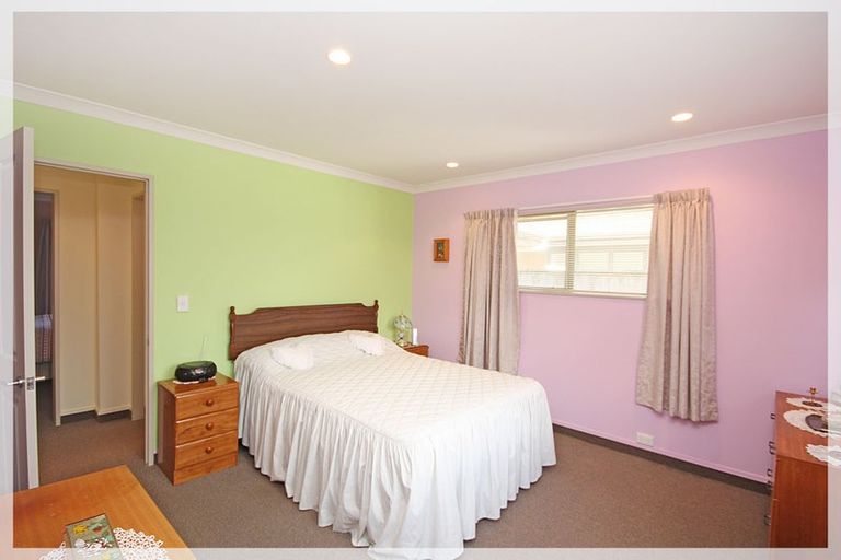Photo of property in 93a Queen Street West, Levin, 5510