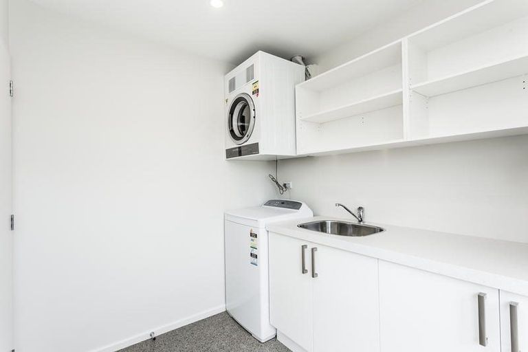 Photo of property in 52 Silver Springs Boulevard, Mosgiel, 9024
