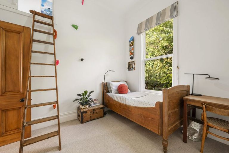Photo of property in 30 Upton Terrace, Thorndon, Wellington, 6011