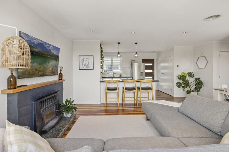 Photo of property in 10 Charles Street, Bellevue, Tauranga, 3110