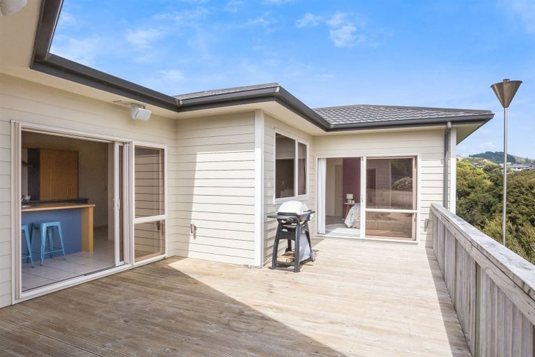 Photo of property in 20 Astronomer Place, Whitby, Porirua, 5024