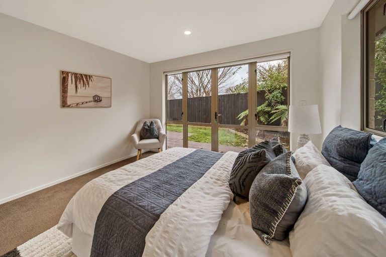 Photo of property in 2/69 Bowenvale Avenue, Cashmere, Christchurch, 8022