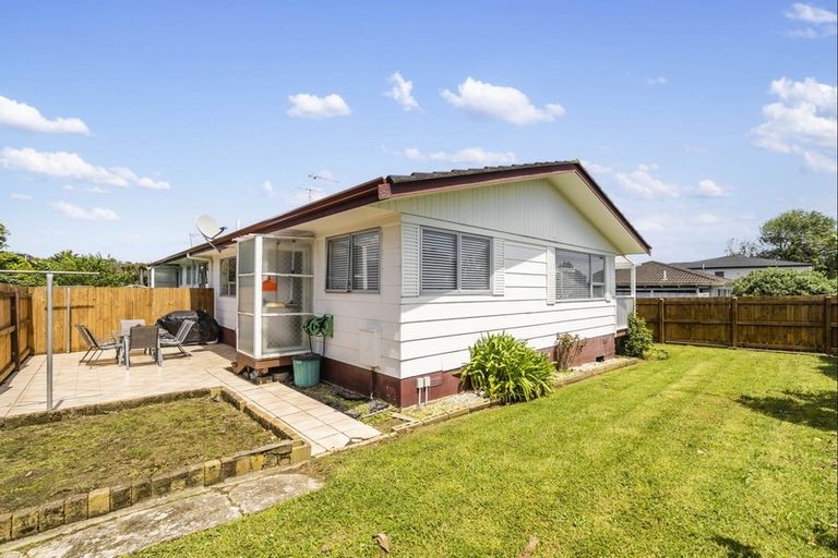 Photo of property in 1/539 Pakuranga Road, Howick, Auckland, 2010