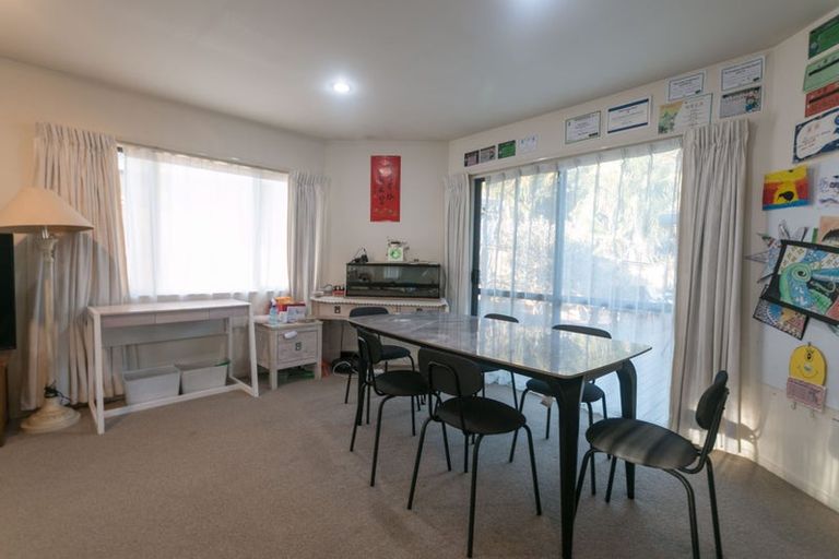 Photo of property in 42 Caribbean Drive, Unsworth Heights, Auckland, 0632