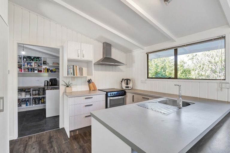 Photo of property in 62d Poplar Grove, Whalers Gate, New Plymouth, 4310