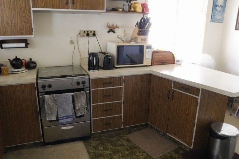 Photo of property in 38 Polson Street, Castlecliff, Whanganui, 4501