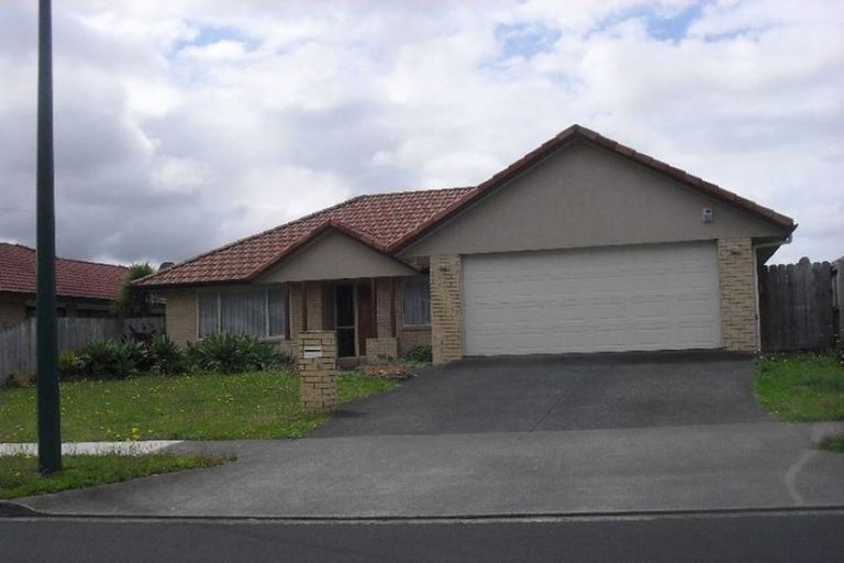 Photo of property in 6 Ballybay Road, East Tamaki, Auckland, 2016