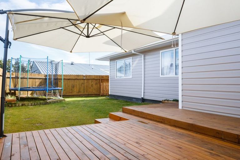 Photo of property in 67 Benmore Avenue, Cloverlea, Palmerston North, 4412