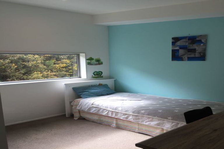 Photo of property in 53 Saddleback Grove, Karori, Wellington, 6012