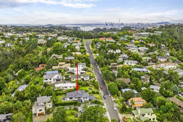 Photo of property in 79 Balmain Road, Birkenhead, Auckland, 0626