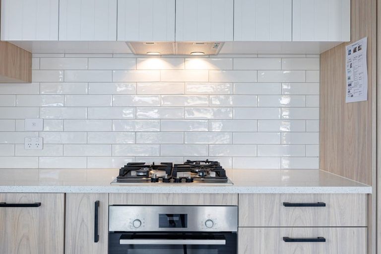 Photo of property in 2u2 Grange Avenue, Nawton, Hamilton, 3200