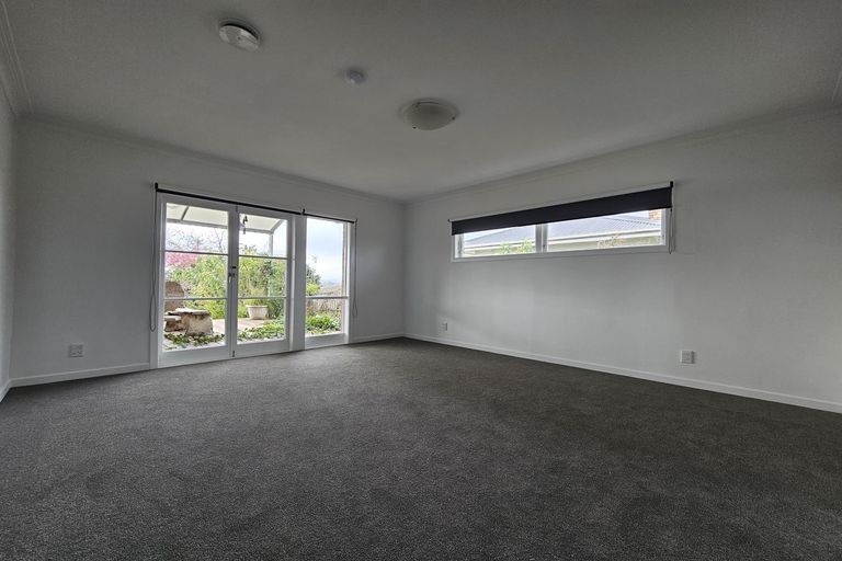 Photo of property in 6 Boundary Road, Clover Park, Auckland, 2019