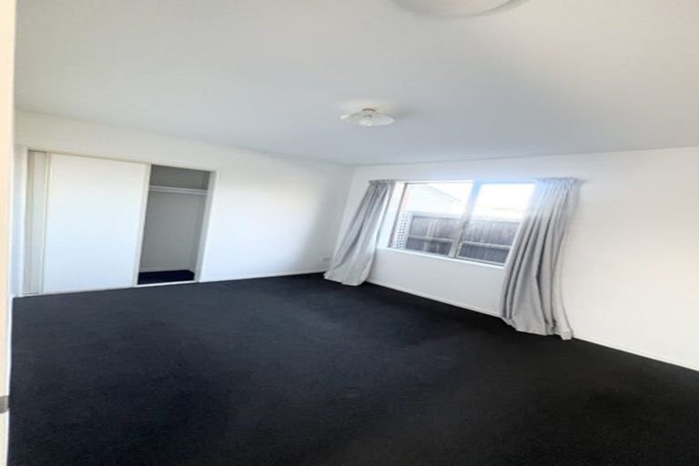 Photo of property in 17b Picton Avenue, Riccarton, Christchurch, 8011