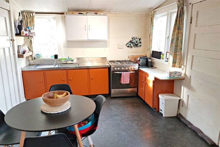 Photo of property in 102 Eddystone Street, Kaitangata, 9210