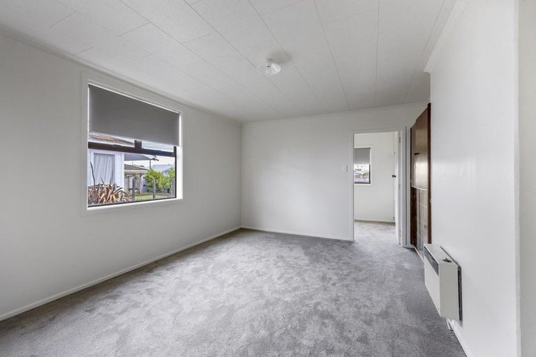 Photo of property in 86 Albion Street, Hawera, 4610
