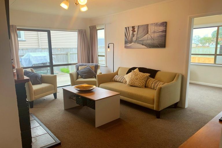 Photo of property in 8 Chard Street, Westown, New Plymouth, 4310