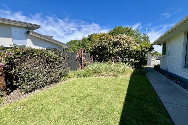 Photo of property in 7 Dovedale Avenue, Ilam, Christchurch, 8041