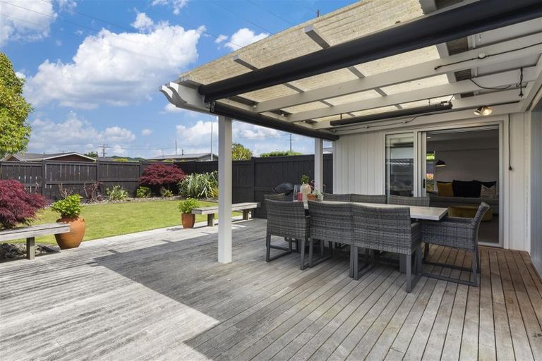 Photo of property in 4 Carter Drive, Pomare, Rotorua, 3015