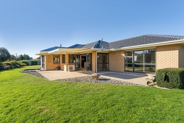 Photo of property in 12 Waitaheke Road, Te Horo, Otaki, 5581