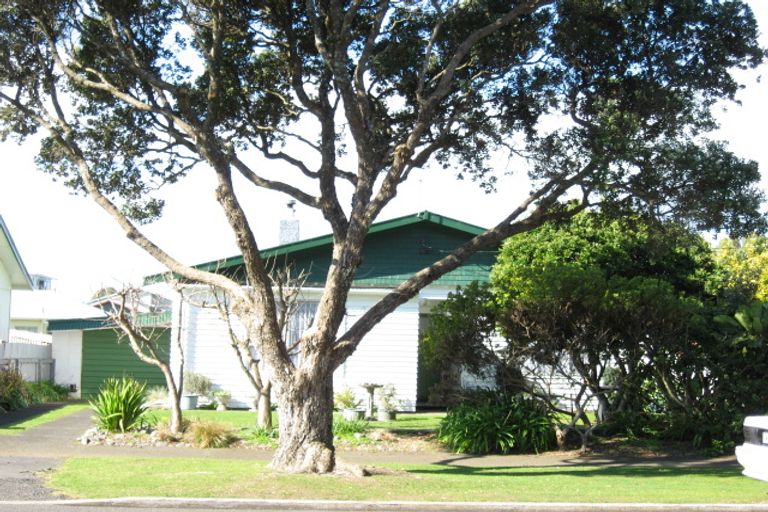 Photo of property in 13 Richmond Street, Fitzroy, New Plymouth, 4312