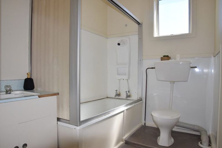 Photo of property in 41 Centre Street, Strathern, Invercargill, 9812