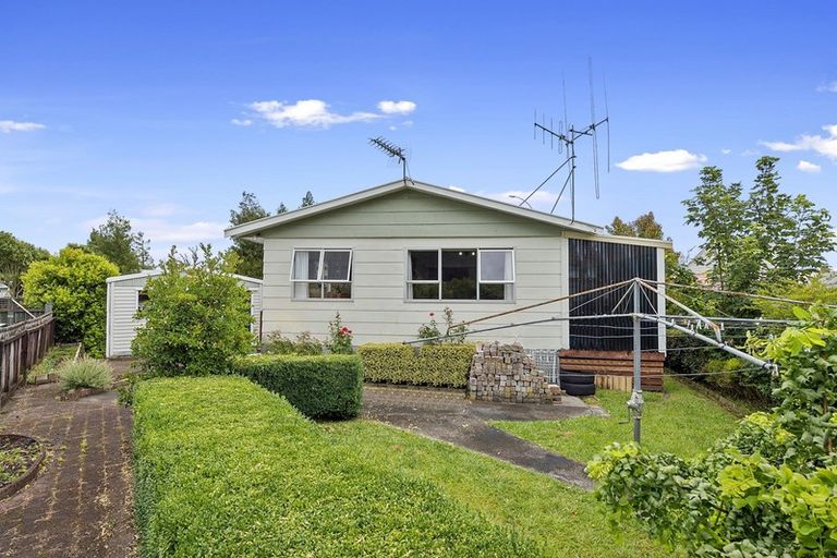 Photo of property in 72 Kahikatea Drive, Melville, Hamilton, 3206