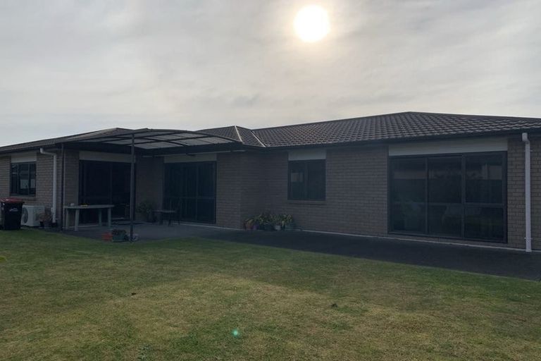 Photo of property in 6 Lindis Place, Poraiti, Napier, 4112