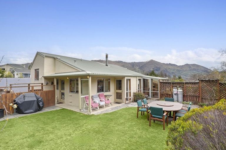 Photo of property in 86 Macpherson Street, Wanaka, 9305