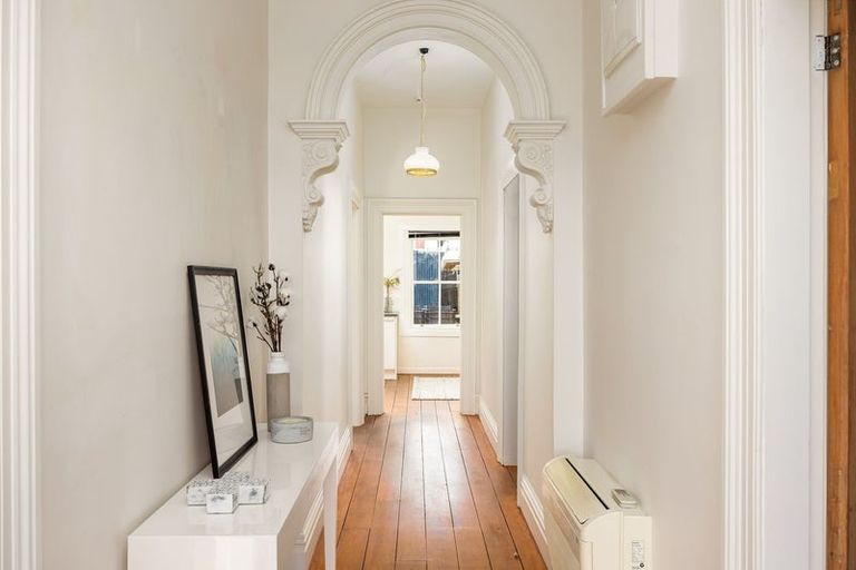 Photo of property in 32 Suffolk Street, Phillipstown, Christchurch, 8011