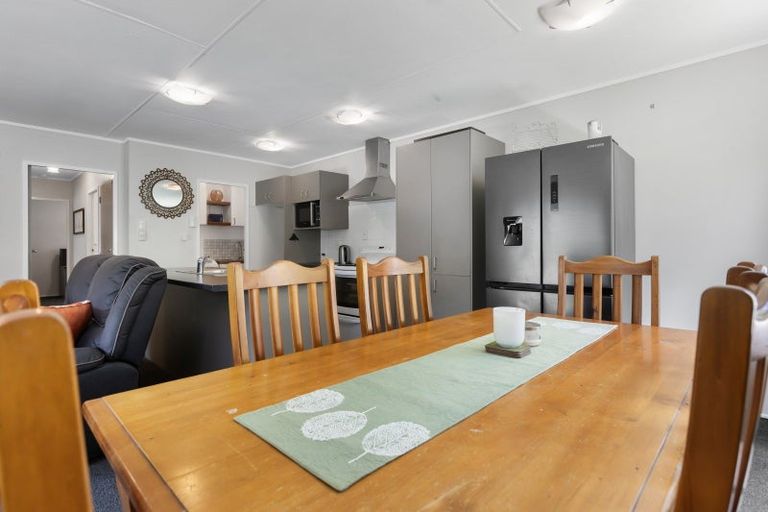 Photo of property in 2/23 Tahurangi Place, Spotswood, New Plymouth, 4310