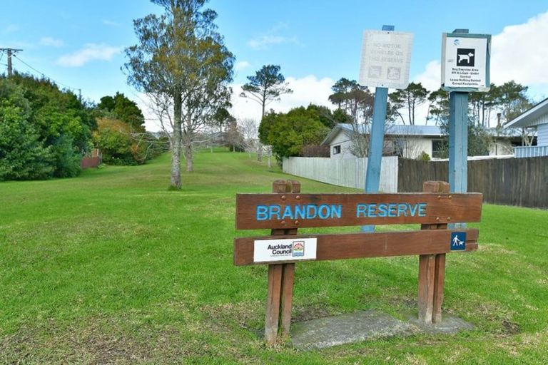 Photo of property in 3/17 Brandon Road, Manly, Whangaparaoa, 0930