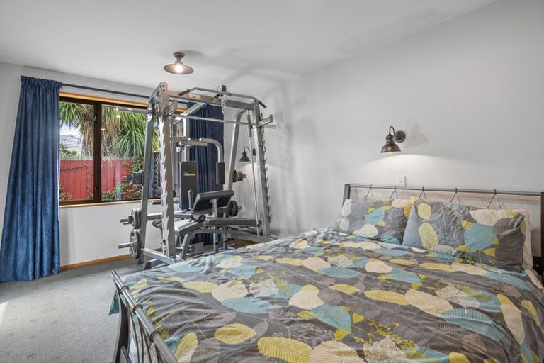 Photo of property in 2 Hare Street, Ilam, Christchurch, 8041