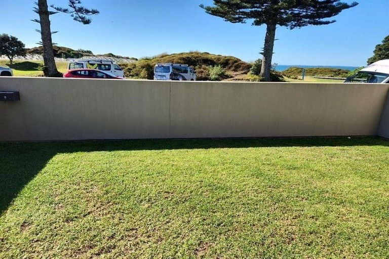 Photo of property in 90b Marine Parade, Mount Maunganui, 3116