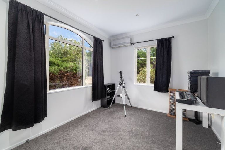 Photo of property in 16 Harpers Road, Loburn, Rangiora, 7472