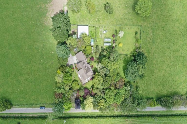 Photo of property in 26 Tikorangi Road, Tikorangi, Waitara, 4383